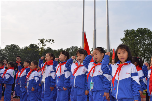 常德市常英英华学校,常德英华学校,英华学校,民办学校,常德民办小学,常德民办初中 常德市常英英华学校,常德英华学校,英华学校,民办学校,常德民办小学,常德民办初中