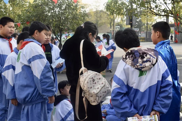 常德市常英英华学校,常德英华学校,英华学校,民办学校,常德民办小学,常德民办初中