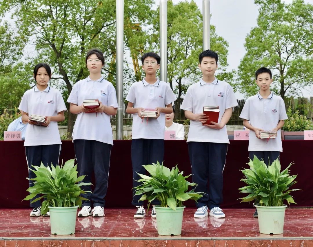 常德市常英英华学校,常德英华学校,英华学校,民办学校,常德民办小学,常德民办初中